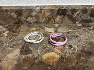 2 pares pendientes aro blanco y rosa