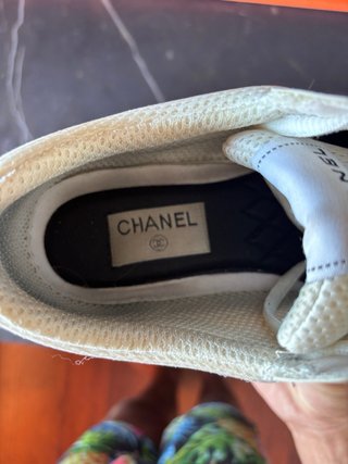 Sneakers Chanel bianche e argento