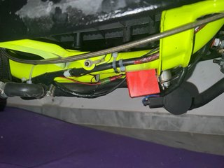 Yamaha Jog R Scooter Negra y Amarilla