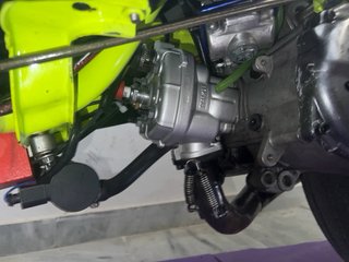 Yamaha Jog R Scooter Negra y Amarilla