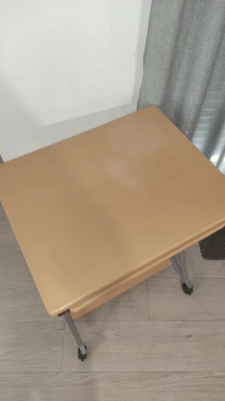 Mesa escritorio ordenador con ruedas