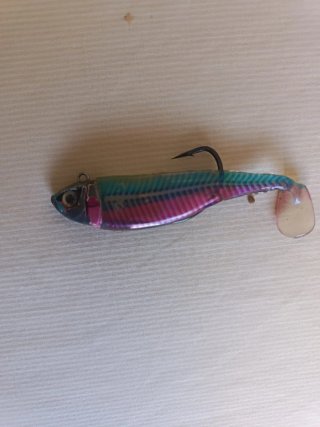 4 señuelos de pesca