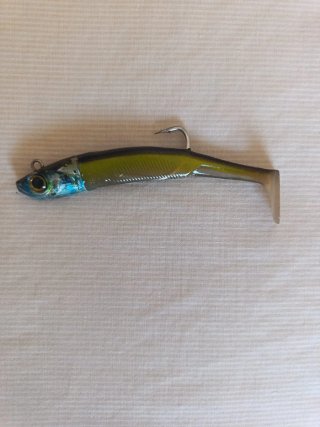 4 señuelos de pesca