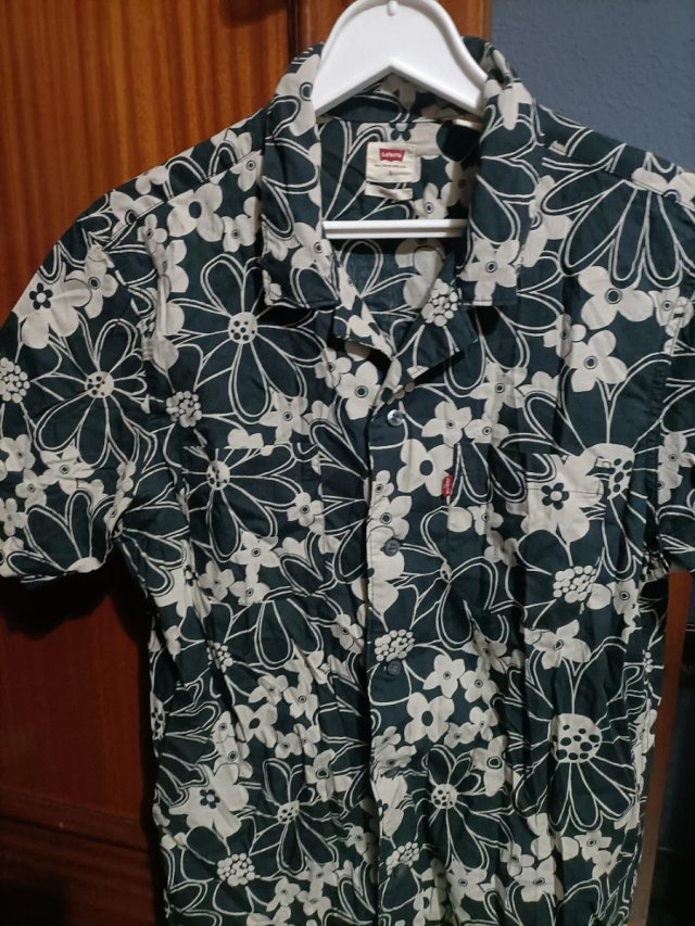Camicia Levi's S con stampa floreale