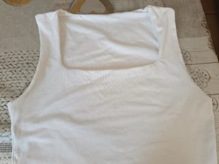 Top blanco escote cuadrado