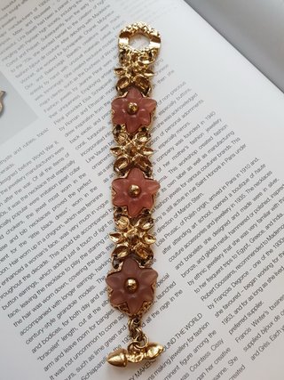 Bracciale Guy Laroche fiori rosa oro