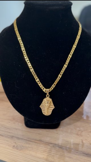 Cadena y colgante faraón laminado oro 18k 60cm