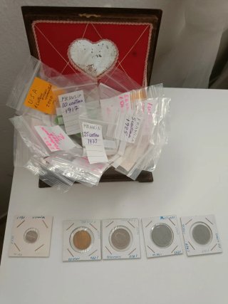 Colección de Monedas Antiguas  en preciosa caja