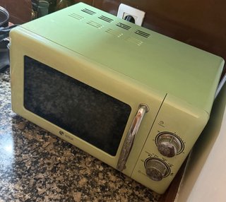 Microondas Verde Estilo Vintage