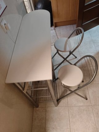 Mesita Cocina + 2 Sillas