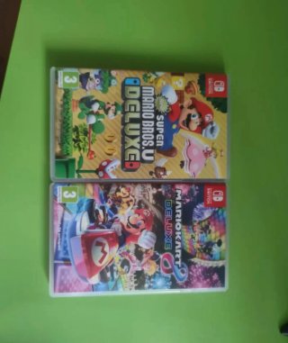 Nintendo Switch OLED + Mario Kart 8 + Super Mario Bros.