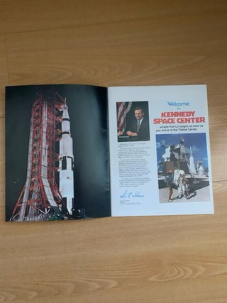 Folletos y postales Kennedy Space Center 1979. USA