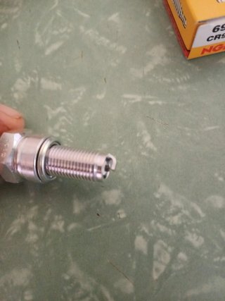 2 Candele NGK CR9EB (6955)