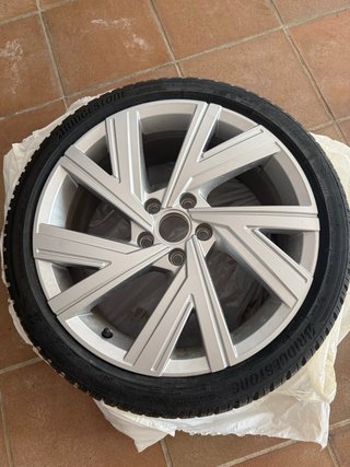 Llantas VW 18 con Neumáticos Bridgestone