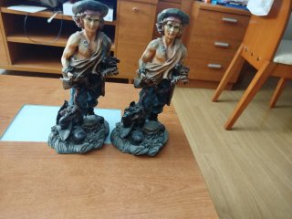 Figuras pintadas de hombre marinero