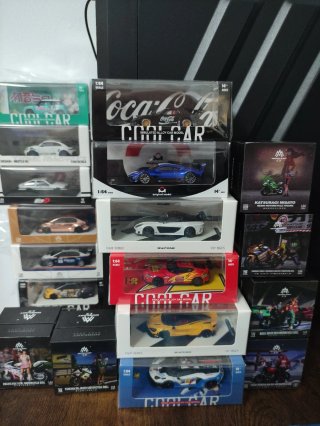 BMW 850 CSI Blanco 1/64