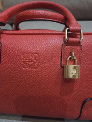 Bolso Loewe Rojo