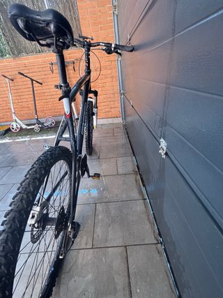 Bicicletas de Montaña Negra y de montaña blanca