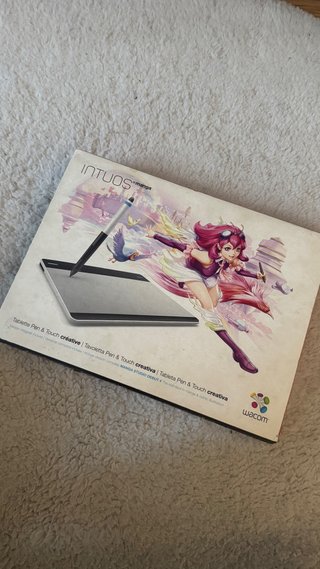 Tableta Gráfica Wacom Intuos Manga Madrid Sur*