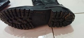 Botas de cuero negras altas