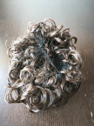 Peluca marrón MorphCostumes