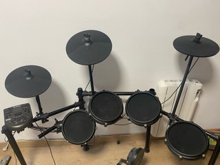 Batería Electrónica Alesis Nitro Mesh