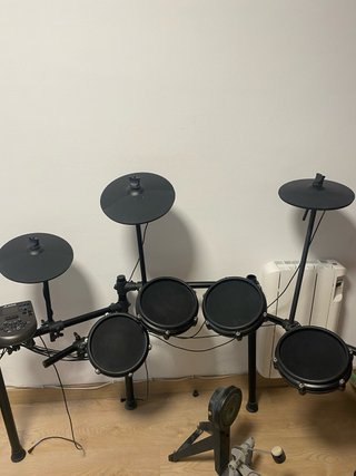 Batería Electrónica Alesis Nitro Mesh