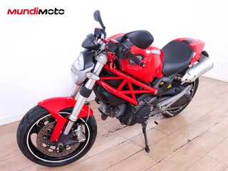 DUCATI MONSTER 696