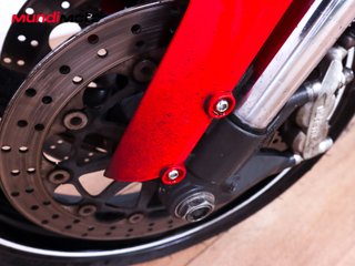 DUCATI MONSTER 696