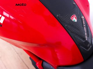 DUCATI MONSTER 696