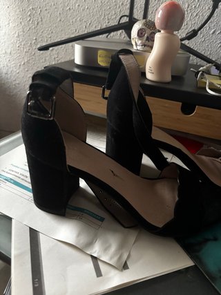 Sandalias de ante negras para fiesta