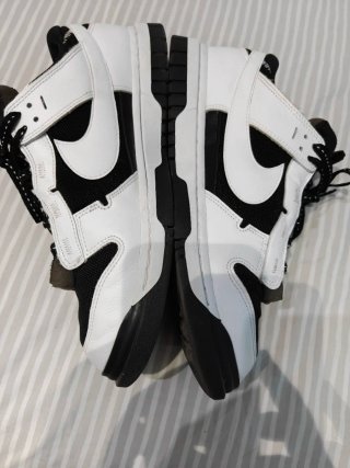 Nike Dunk Jumbo Reverse Panda