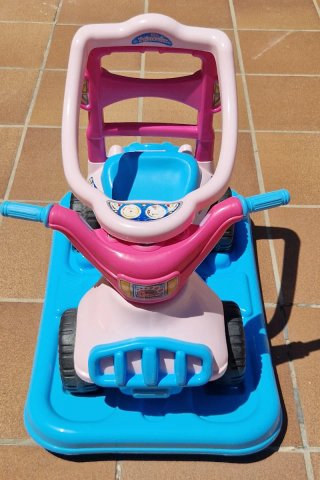 Correpasillos infantil