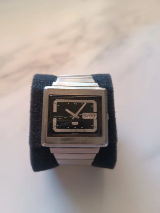 Seiko 5 Automático Negro/Plata