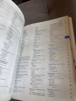 Diccionario escolar de sinónimos y antónimos