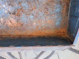 Caja de herramientas metálica azul