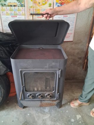 Estufa de leña con horno Arpia V-10
