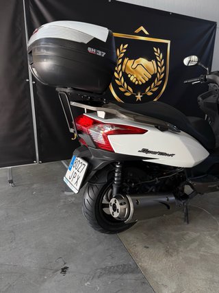 Kymco super dink 125i 2016