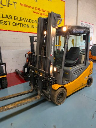 Carretilla elevadora eléctrica Jungheinrich