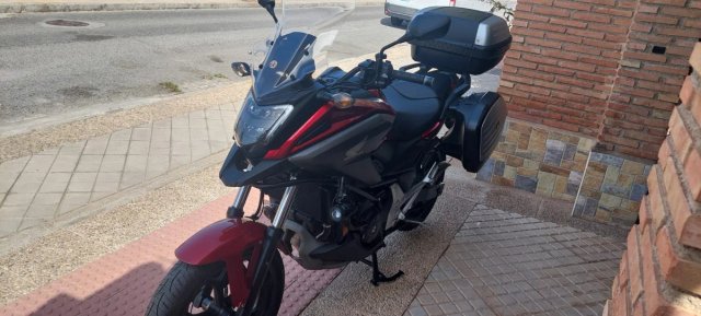 Honda nc750x dct