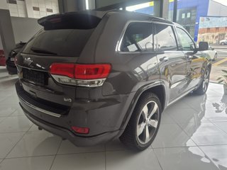Jeep Grand Cherokee 2015 Overland