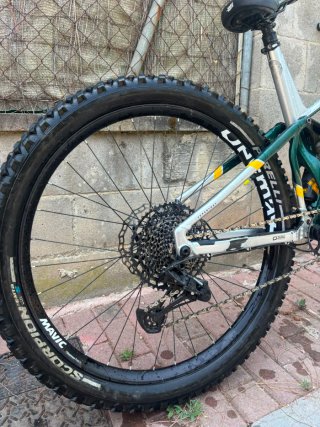 Bicicleta Enduro Mondraker