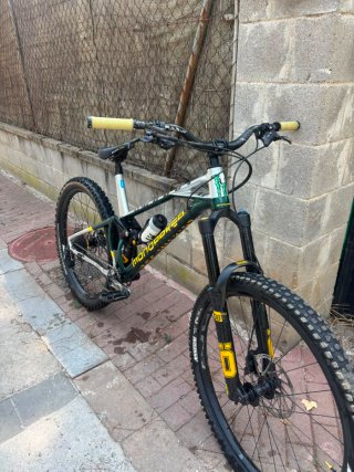 Bicicleta Enduro Mondraker