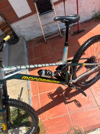 Bicicleta Enduro Mondraker