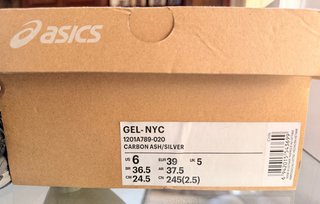 Zapatillas Asics Negras y Grises