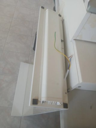 Espejo baño con luz y estantería