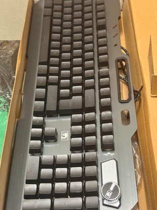 Pack Teclado Mecánico RGB + Ratón + Alfombrilla