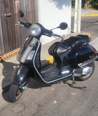 Vespa GTS Super 125 cc – Ed. Limitada