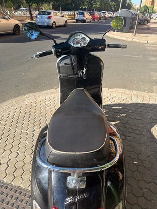 Vespa GTS Super 125 cc – Ed. Limitada
