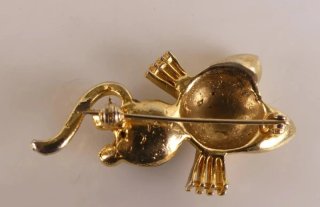 Broche de Gato de Metal Dorado con Piedras Verdes